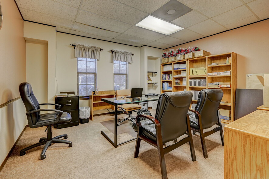 More Photos Of 311 W 24th St, Pueblo Office For Sale