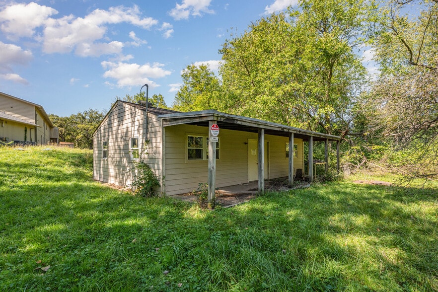More Photos Of 1626 State Route 31, Oswego Specialty For Sale