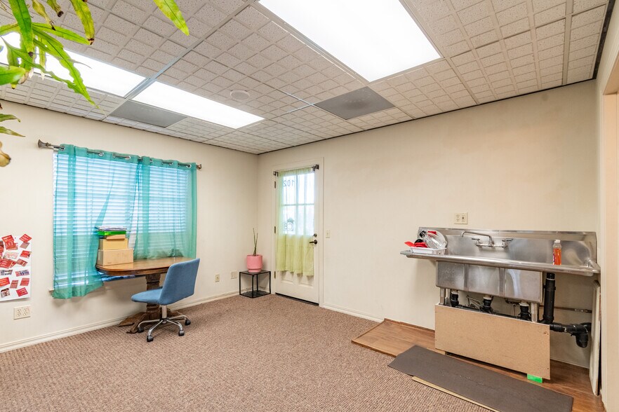 More Photos Of 741 21st St, Paso Robles Medical For Sale