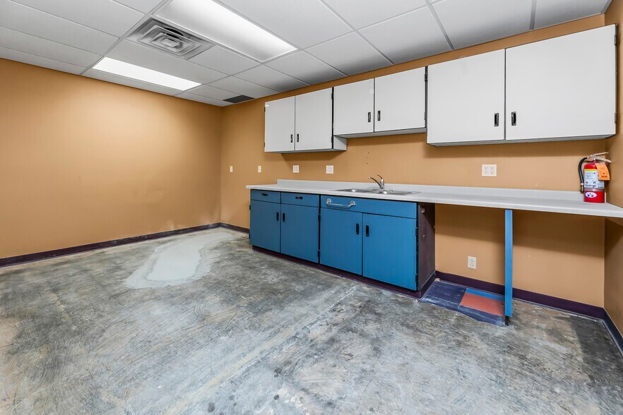 More Photos Of 1320 1st Ave N, Fargo Loft Creative Space For Sale
