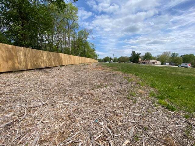 More Photos Of .94+/- Acre U.S. Highway 60 East, Republic Land For Sale