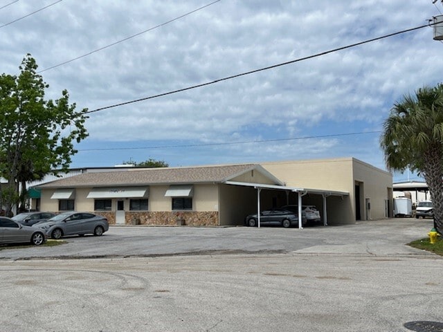 Primary Photo Of 4181 N 116th Ter, Clearwater Manufacturing For Sale