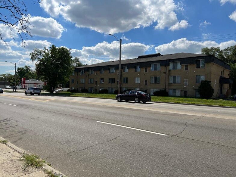 More Photos Of 18401 Joy Rd, Detroit Apartments For Sale