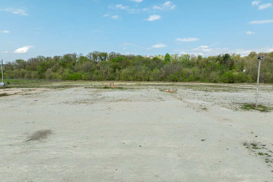 More Photos Of 1221 Green St, Washington Land For Lease