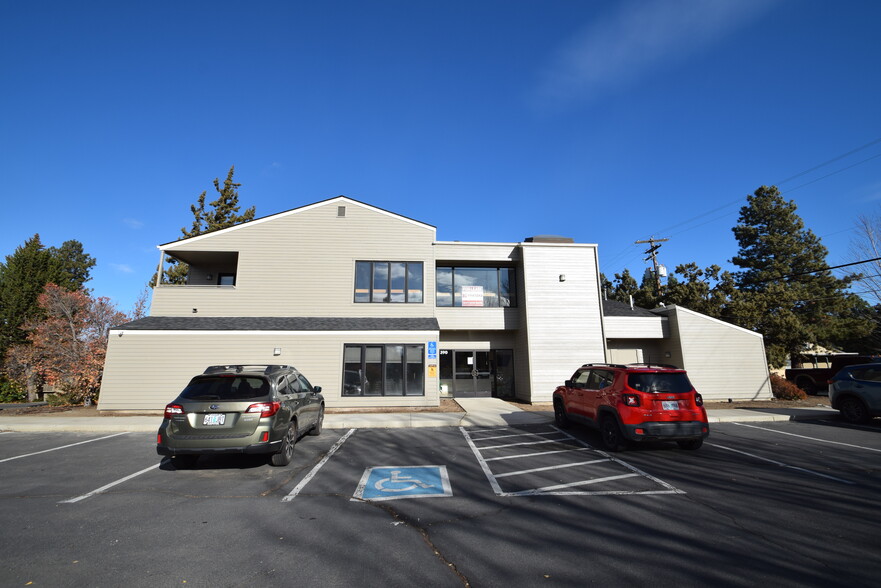 Primary Photo Of 390 NE Emerson Ave, Bend Medical For Lease