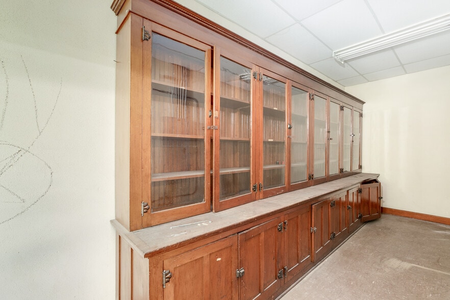 More Photos Of 311 N A St, Wellington Schools For Sale