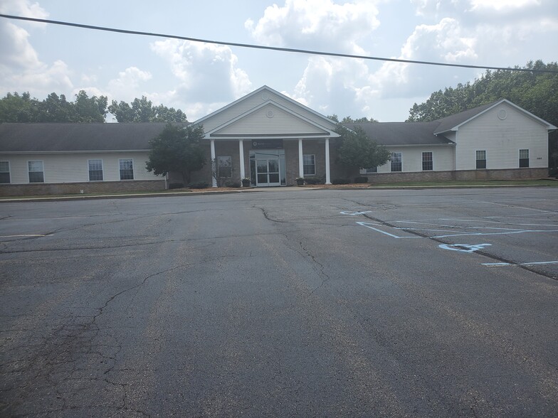 Primary Photo Of 5202 E Highland Rd, Howell Religious Facility For Lease