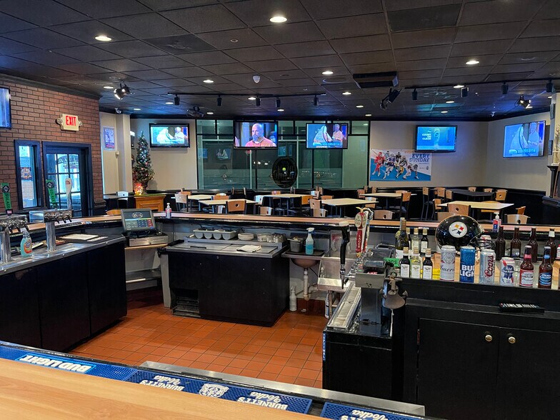 More Photos Of 42882 Truro Parish Dr, Ashburn Storefront For Sale