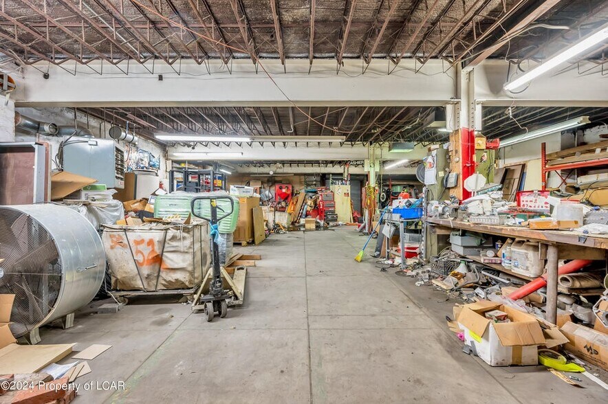 More Photos Of 1001 W Centre St, Mahanoy City Warehouse For Sale