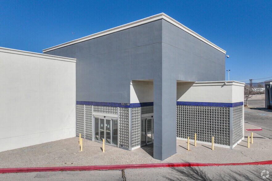 More Photos Of 3621-3901 Menaul NE, Albuquerque General Retail For Lease