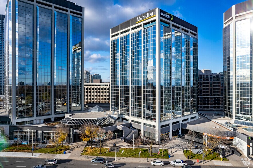 More Photos Of 3280 Bloor St W, Toronto Office For Lease