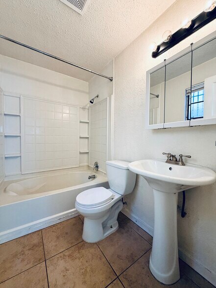 More Photos Of 3830 E 2nd St, Tucson Apartments For Sale