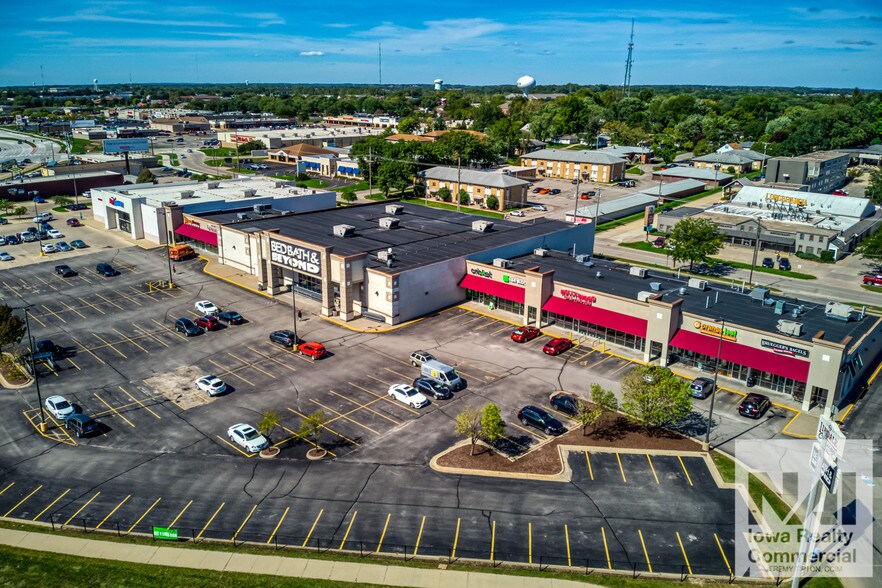 4840 1st Ave NE, Cedar Rapids, IA 52402 For Lease