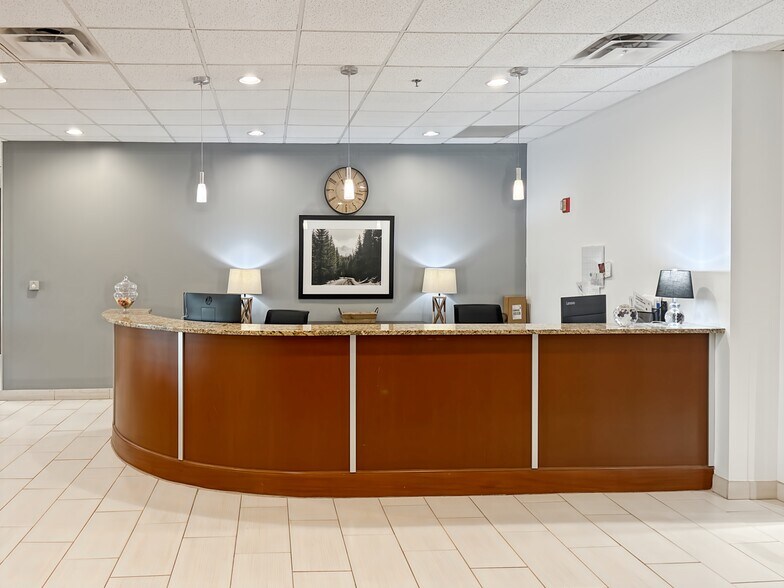 More Photos Of 1661 International Dr, Memphis Coworking Space