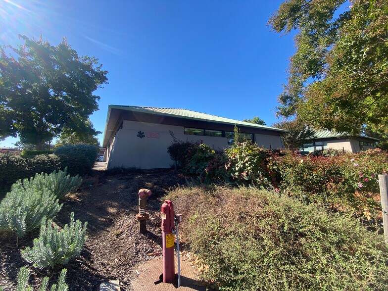 More Photos Of 703 Trancas St, Napa Medical For Lease