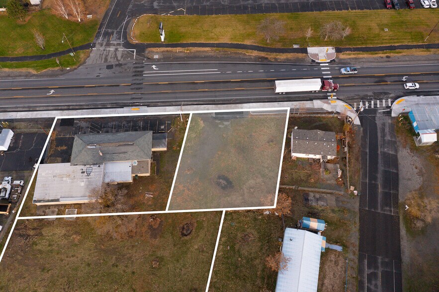 More Photos Of 990 E Hwy 730, Irrigon Storefront Retail Office For Sale