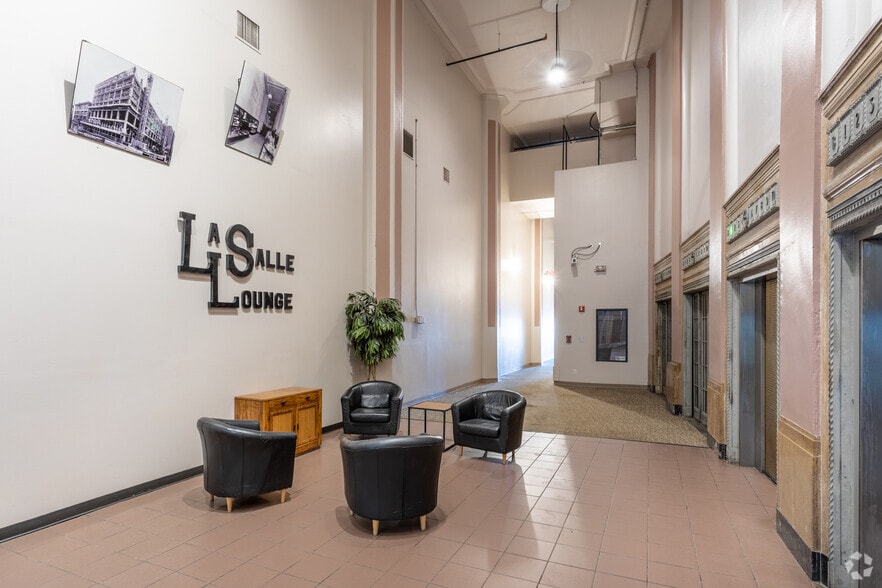 More Photos Of 513 Adams St, Toledo Apartments For Lease