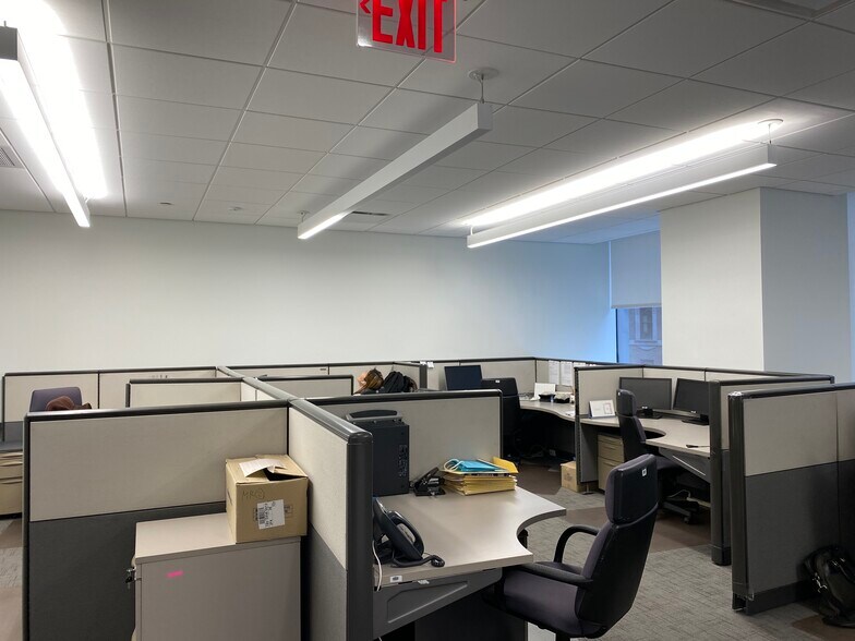 More Photos Of 10 E 53rd St, New York Office For Lease