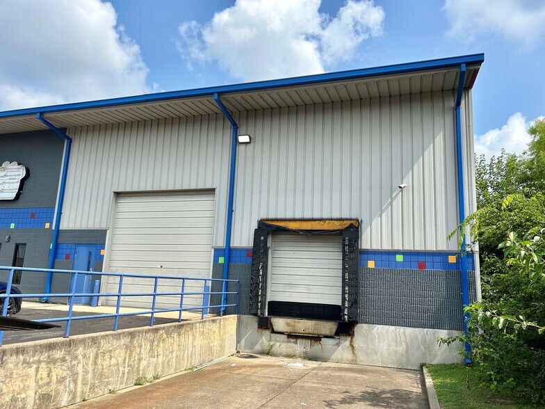 More Photos Of 6600 Frito Lay Dr, Evansville Warehouse For Lease