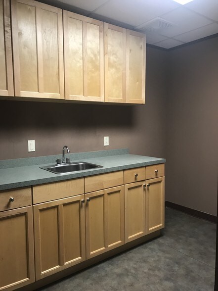 More Photos Of 3200 Steck Ave, Austin Office For Sale