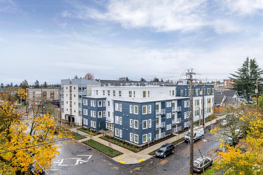 More Photos Of 330 NE Dekum St, Portland Apartments For Sale