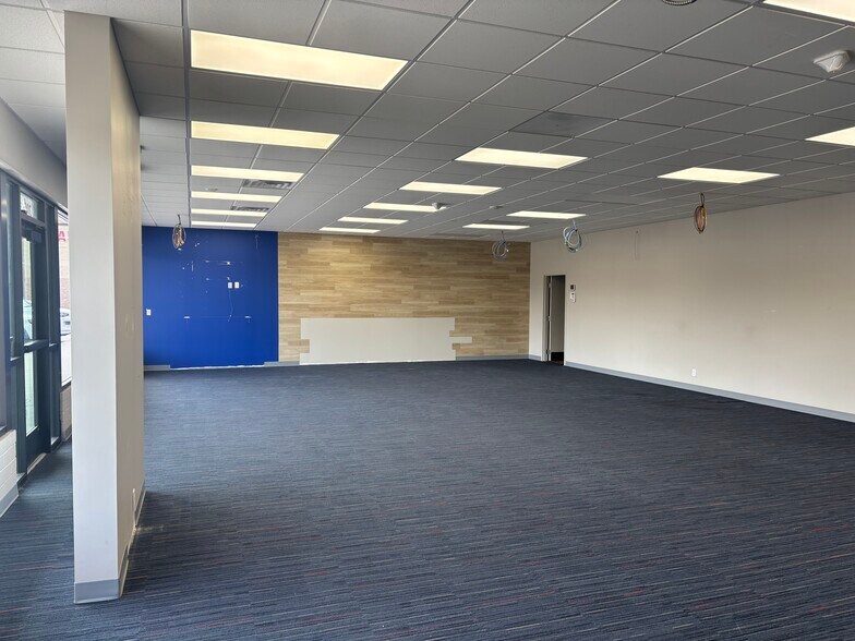 More Photos Of 705-711 24th St, Ames General Retail For Lease