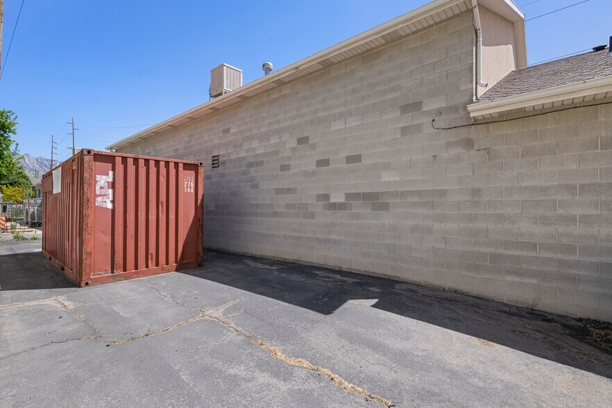 More Photos Of 216 W 4860 S, Salt Lake City Service For Sale