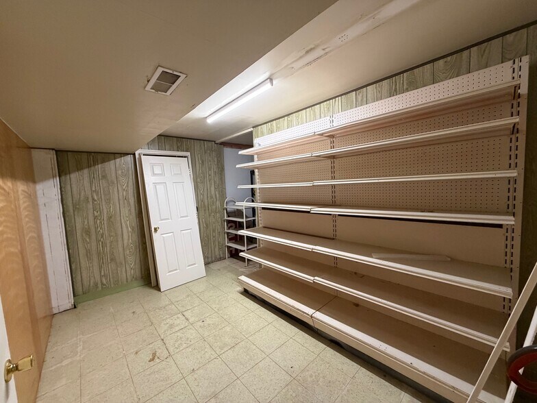 More Photos Of 2101 Bel Air Rd, Fallston Storefront Retail Office For Lease