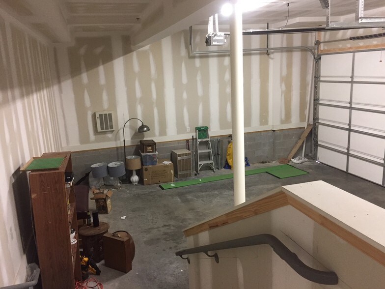 More Photos Of 16 S Dooley Ave, Richmond Apartments For Lease