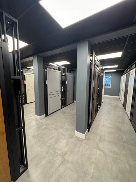 More Photos Of 3000 Richmond Ter, Staten Island Storefront For Lease