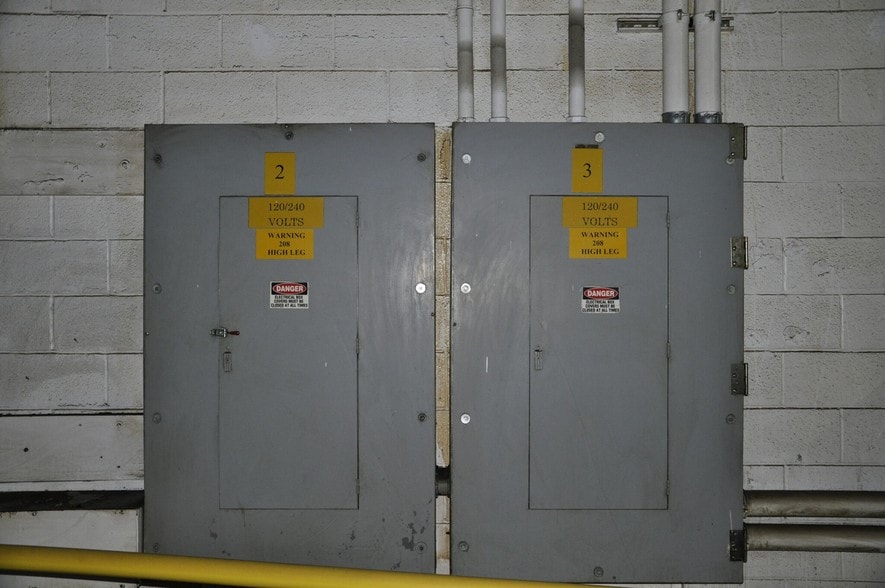 More Photos Of 2903 Lee Ave, Sanford Manufacturing For Sale