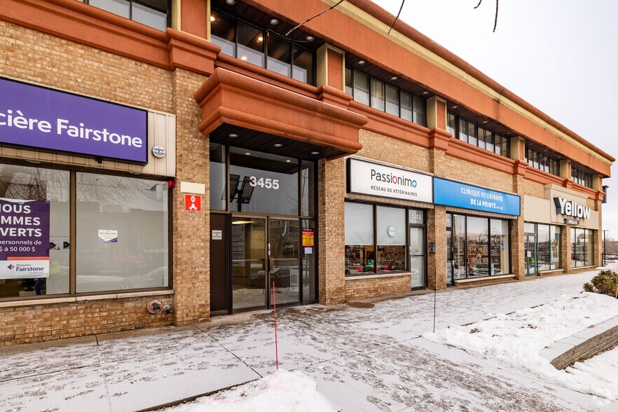 More Photos Of 3441-3469 Rue Robert-Chevalier, Montréal Storefront Retail Office For Sale