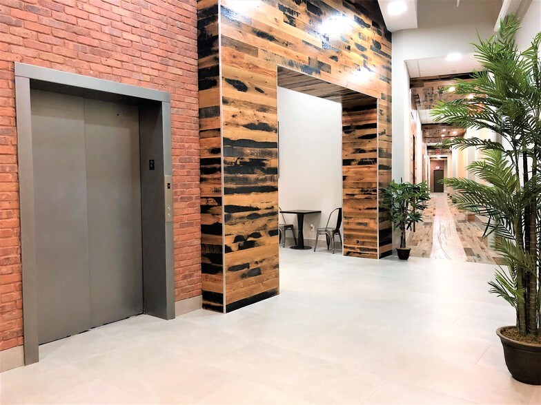 More Photos Of 4825 Metropolitan Ave, Ridgewood Loft Creative Space For Lease