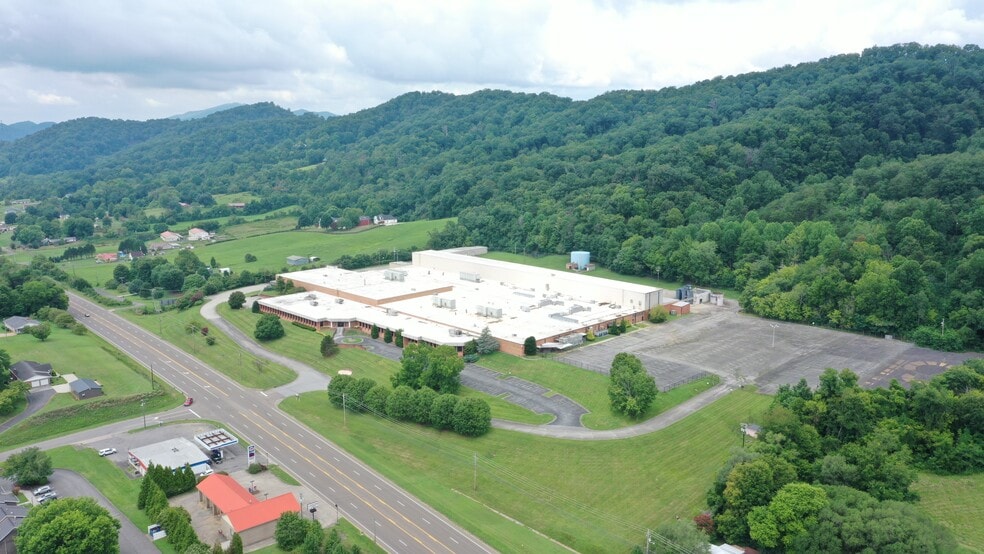 More Photos Of 7500 US 11 W, Rogersville Manufacturing For Lease