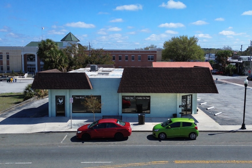Primary Photo Of 14232 7th St, Dade City General Retail For Lease