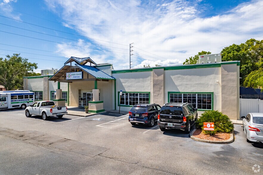 More Photos Of 1700 Michigan Blvd, Dunedin Daycare Center For Sale