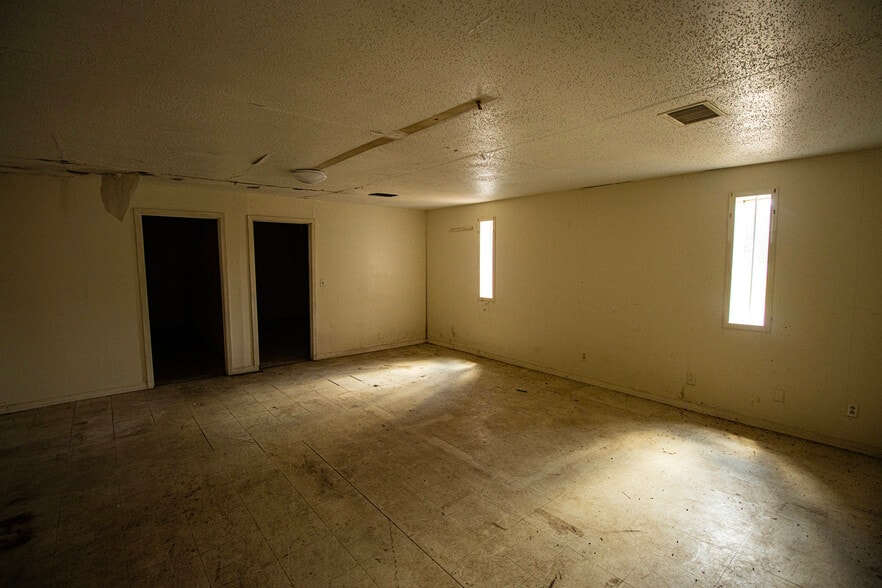 More Photos Of 6817 TX-42, Kilgore Land For Sale