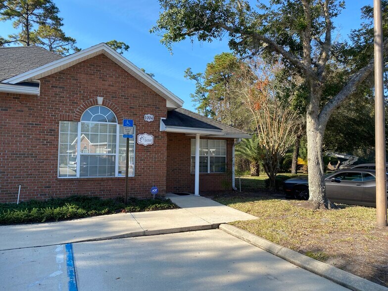 More Photos Of 8833 Perimeter Park Blvd, Jacksonville Medical For Lease