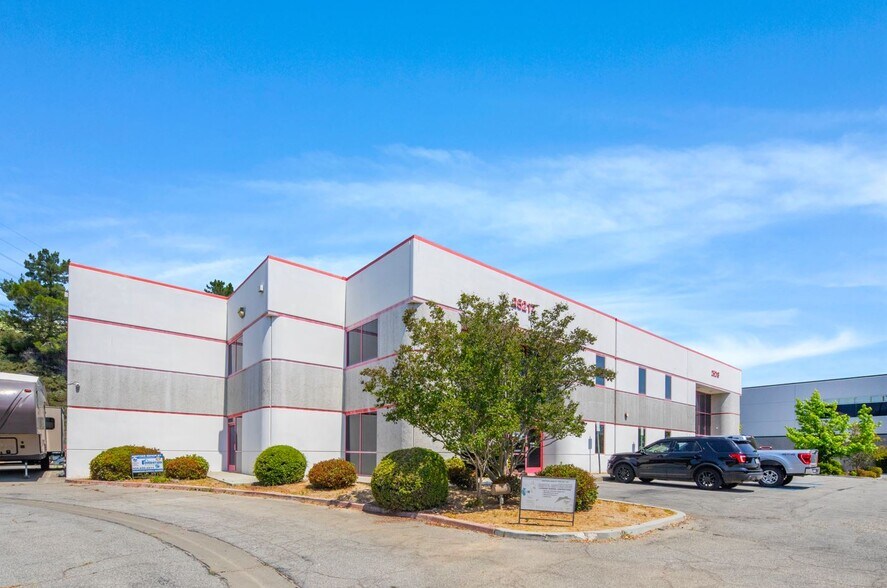 More Photos Of 25217 Anza Dr, Valencia Distribution For Sale