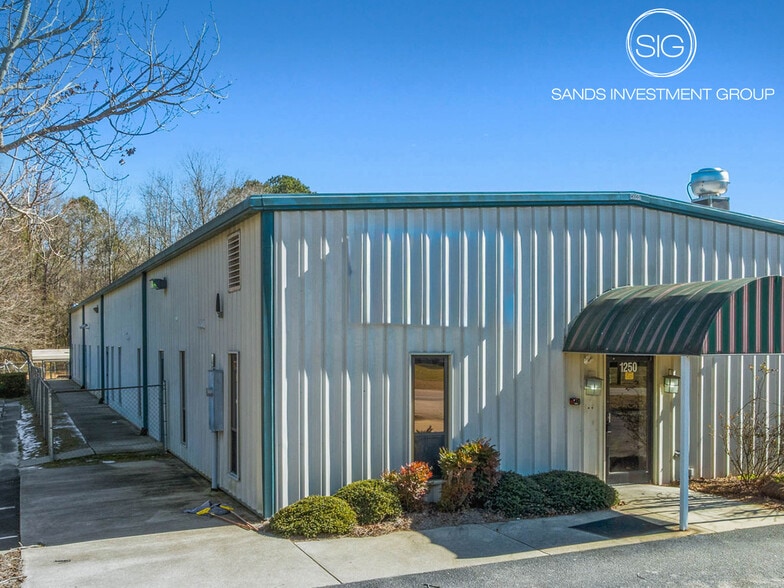Primary Photo Of 1250 Bay Valley Rd, Kenly Daycare Center For Lease
