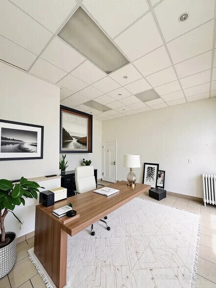 More Photos Of 33 E 8th St, Newport General Retail For Lease