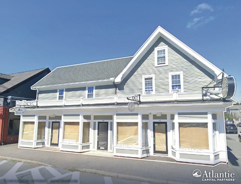 Primary Photo Of 44 Bay Rd, South Hamilton Storefront For Sale