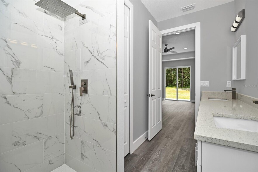 More Photos Of 6237 SW 143rd St, Ocala Specialty For Sale