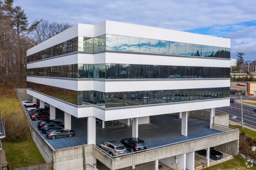 More Photos Of 60 Long Ridge Rd, Stamford Office For Lease