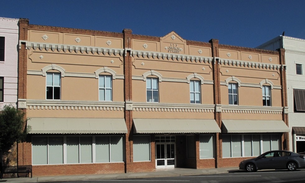 Primary Photo Of 125 Church St, Vidalia Office For Lease