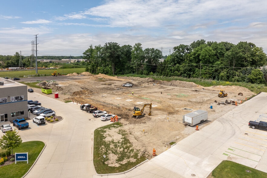 More Photos Of 51865 Danview Technology Ct, Shelby Township Warehouse For Lease