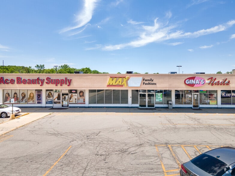 More Photos Of 6100-6136 Broadway, Merrillville Supermarket For Sale