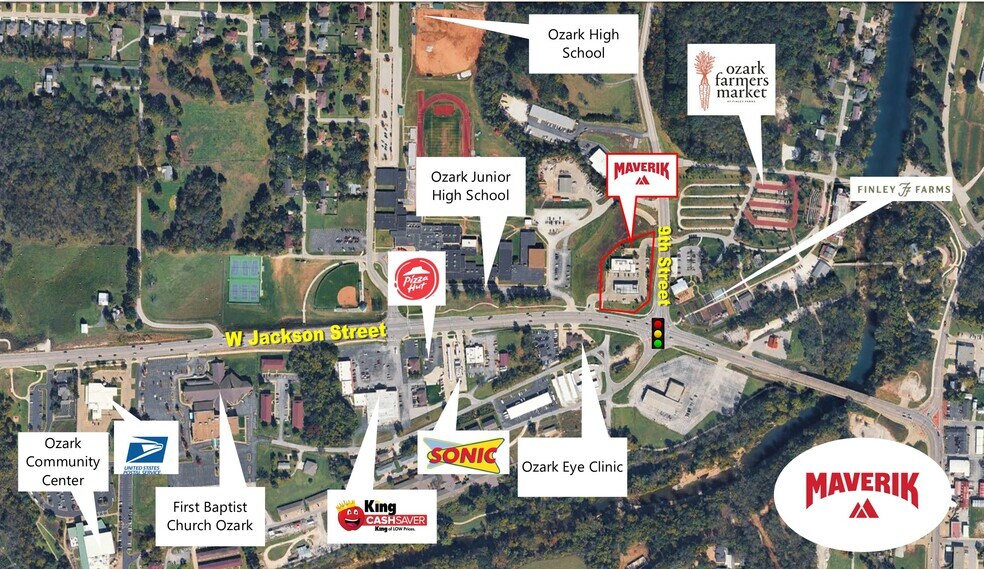 More Photos Of 907 W Jackson St, Ozark Service Station For Sale