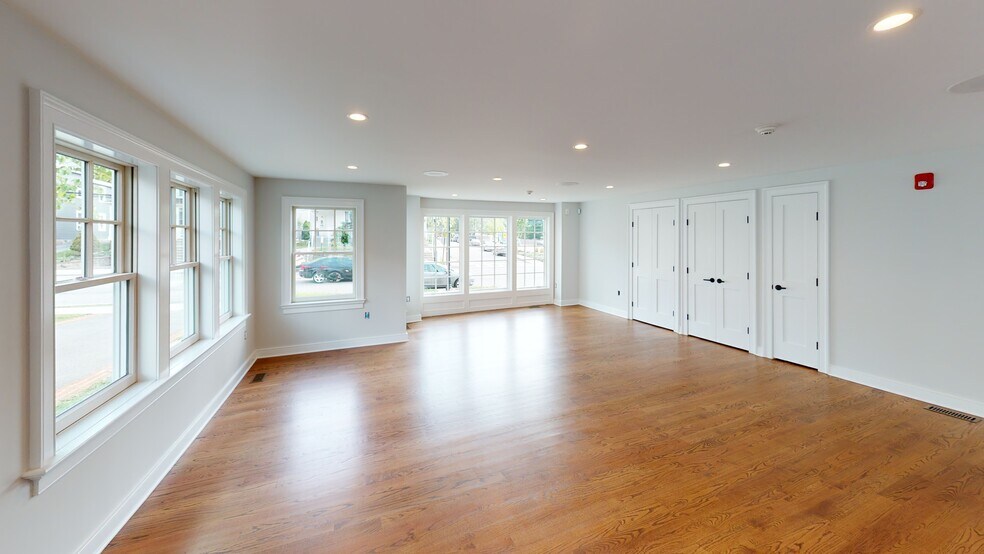 More Photos Of 113 Washington St, Morristown Office For Sale