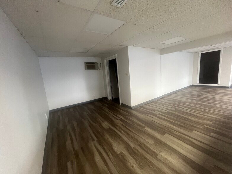 More Photos Of 447 E Central St, Franklin Storefront For Lease